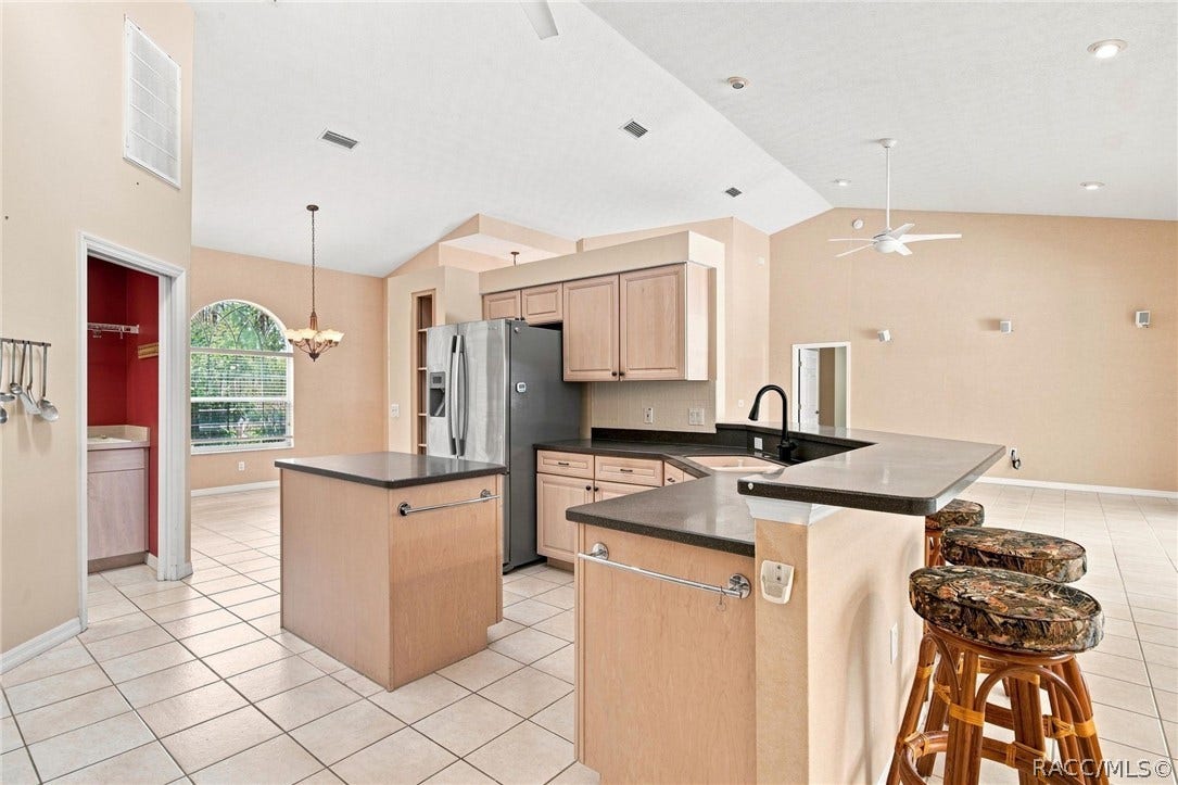 5928 N Oakmont Drive, Beverly Hills, FL 34465 5928 N Oakmont Drive, Beverly Hills, FL 34465