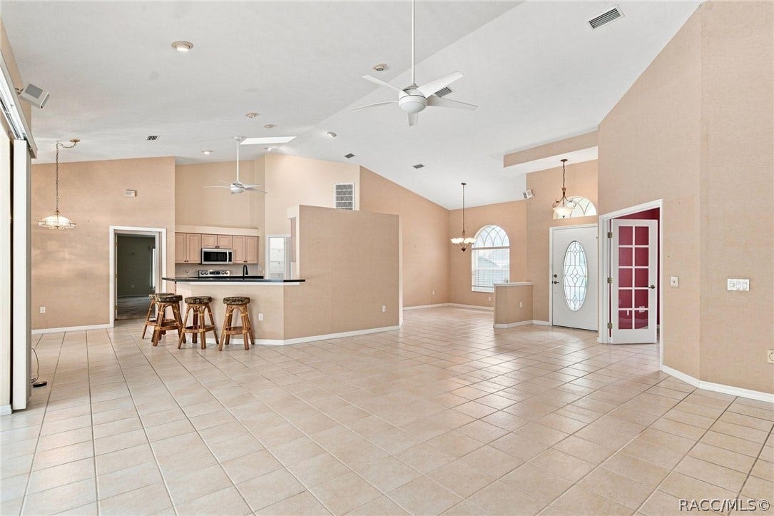 5928 N Oakmont Drive, Beverly Hills, FL 34465 5928 N Oakmont Drive, Beverly Hills, FL 34465
