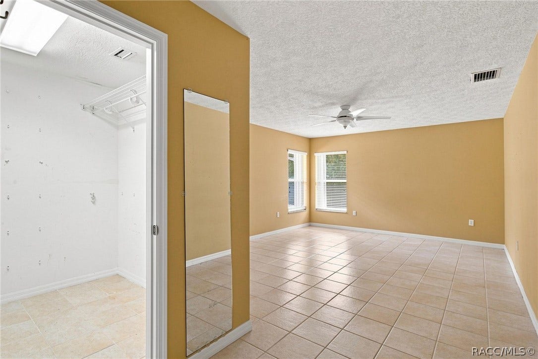 5928 N Oakmont Drive, Beverly Hills, FL 34465 5928 N Oakmont Drive, Beverly Hills, FL 34465