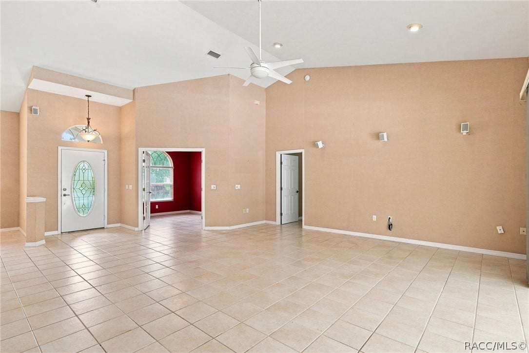 5928 N Oakmont Drive, Beverly Hills, FL 34465 5928 N Oakmont Drive, Beverly Hills, FL 34465