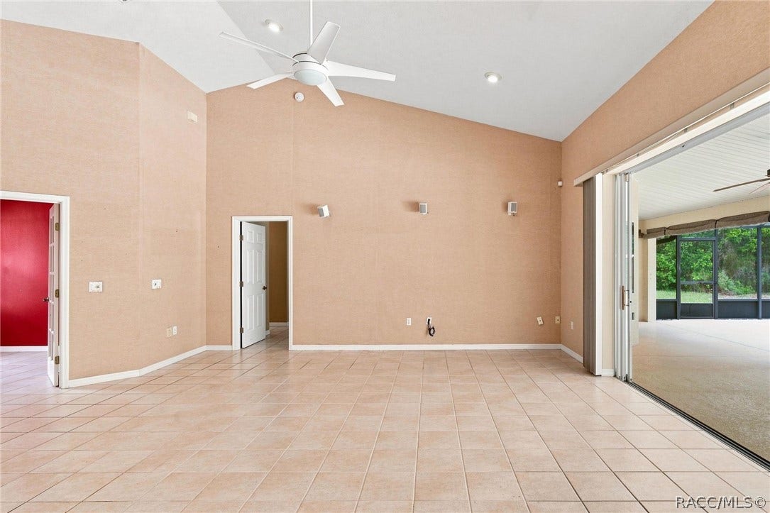 5928 N Oakmont Drive, Beverly Hills, FL 34465 5928 N Oakmont Drive, Beverly Hills, FL 34465