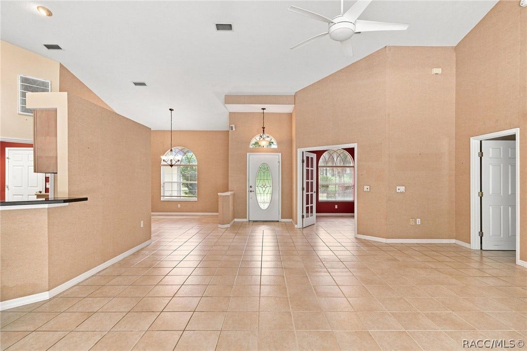 5928 N Oakmont Drive, Beverly Hills, FL 34465 5928 N Oakmont Drive, Beverly Hills, FL 34465