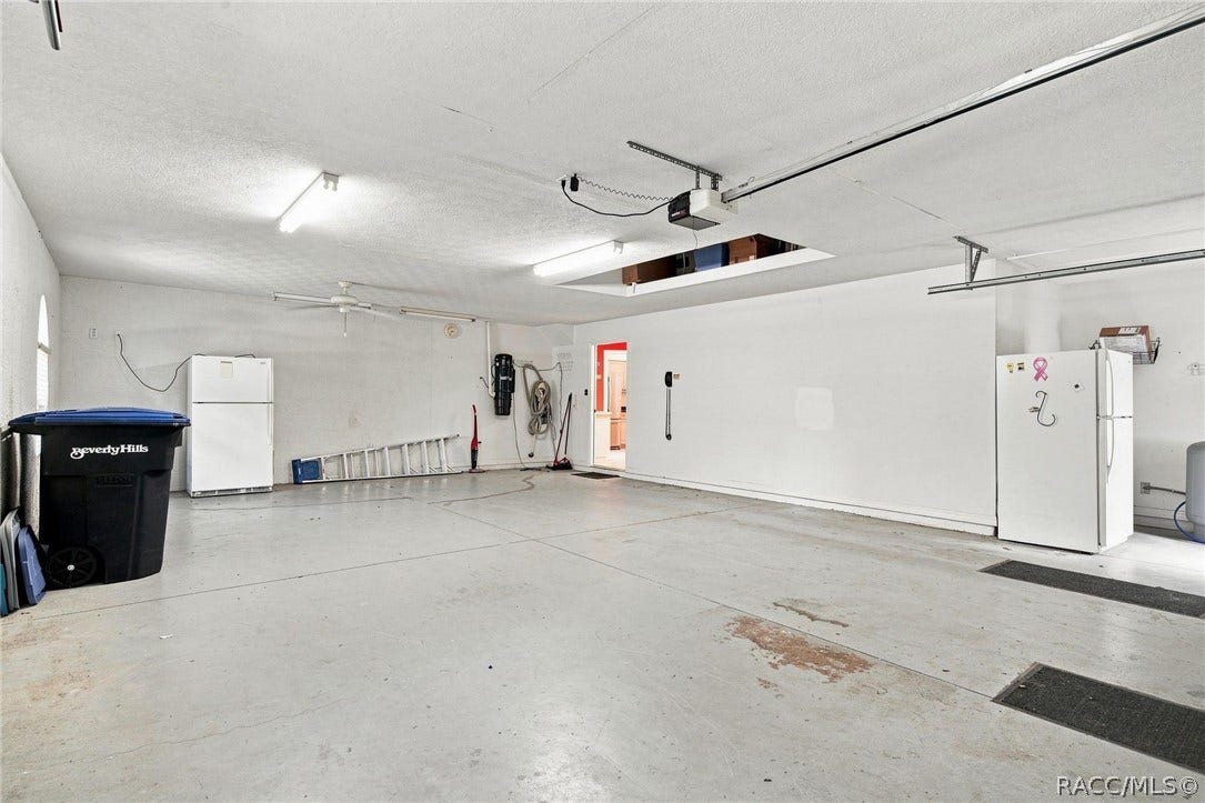 5928 N Oakmont Drive, Beverly Hills, FL 34465 5928 N Oakmont Drive, Beverly Hills, FL 34465