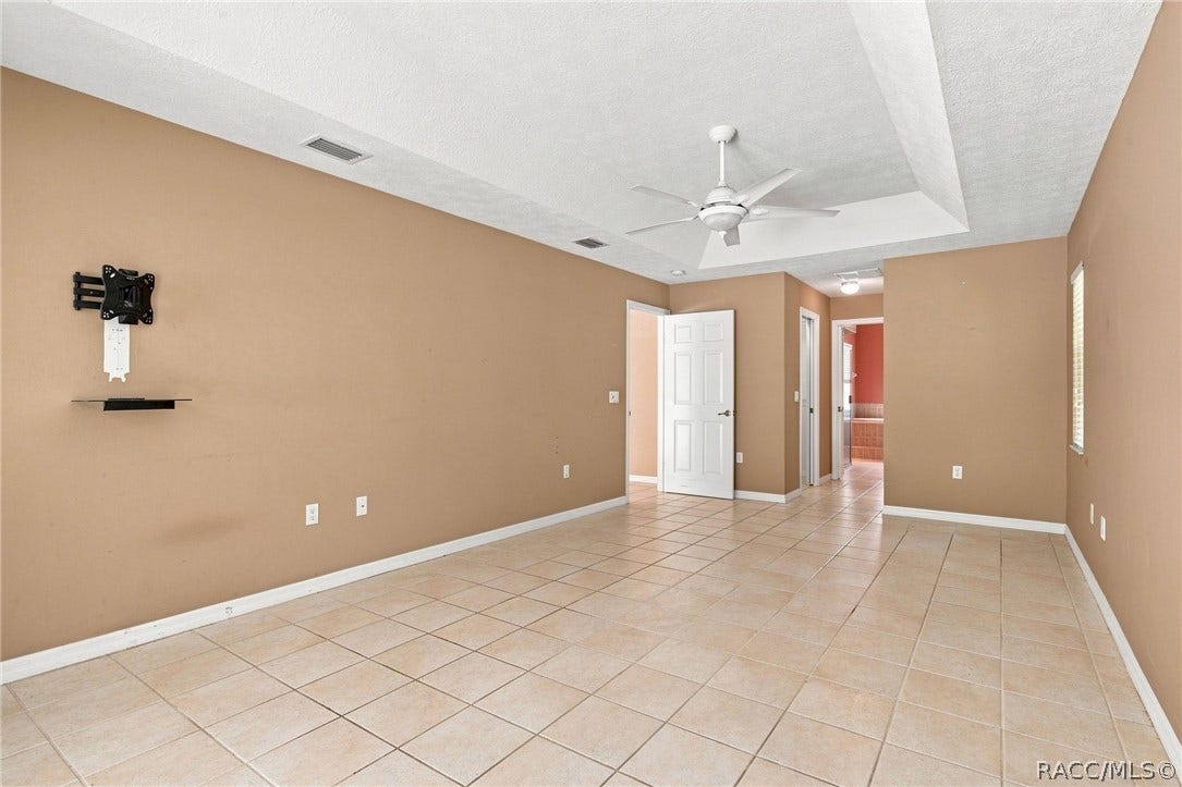 5928 N Oakmont Drive, Beverly Hills, FL 34465 5928 N Oakmont Drive, Beverly Hills, FL 34465