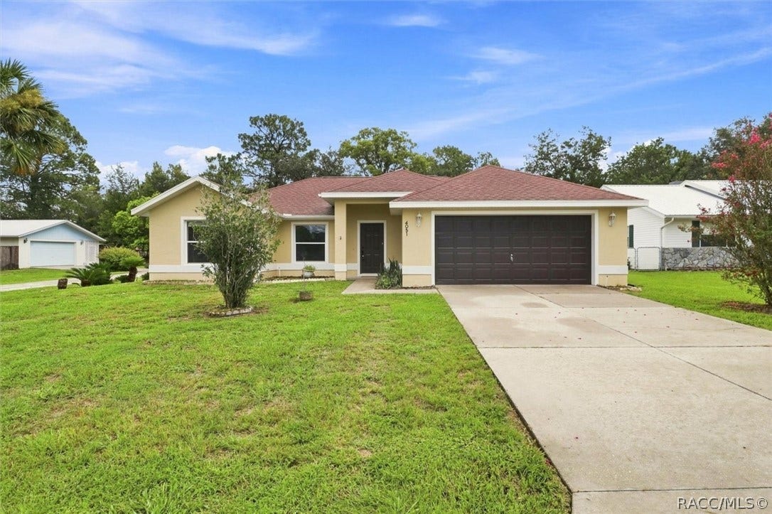 4051 S Winding Oaks Drive, Homosassa, FL 34446 Exterior Front