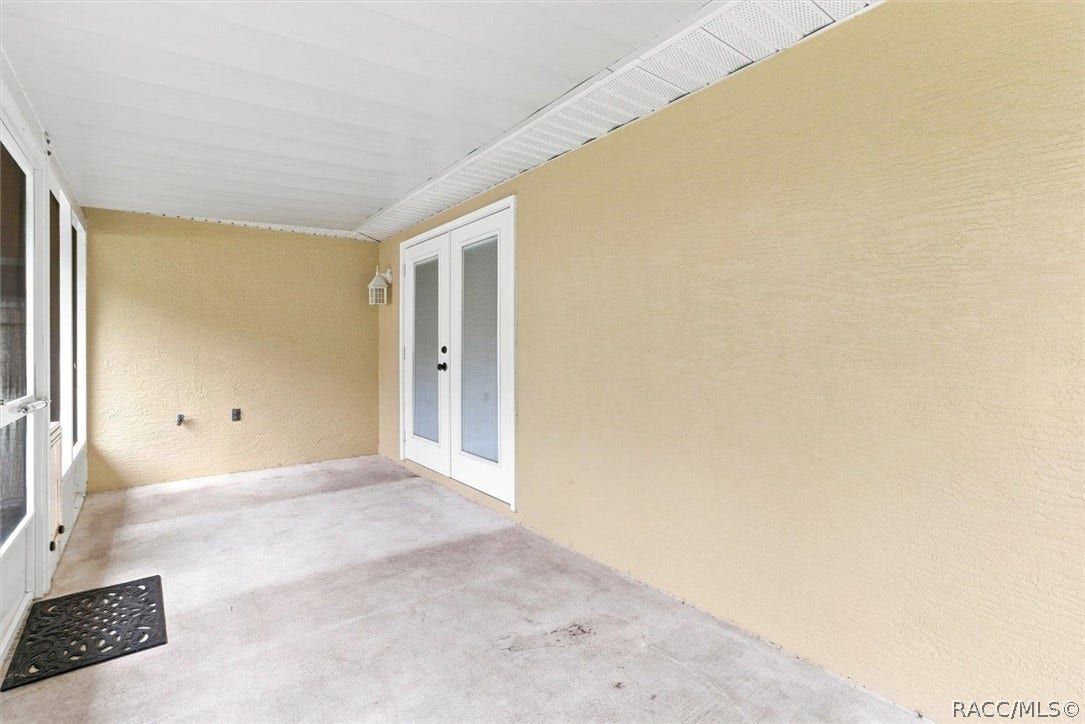 4051 S Winding Oaks Drive, Homosassa, FL 34446 Screened-in Porch