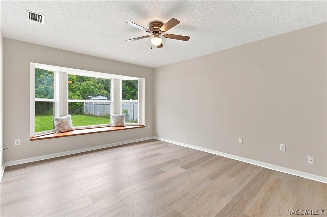 4051 S Winding Oaks Drive, Homosassa, FL 34446 Primary Bedroom