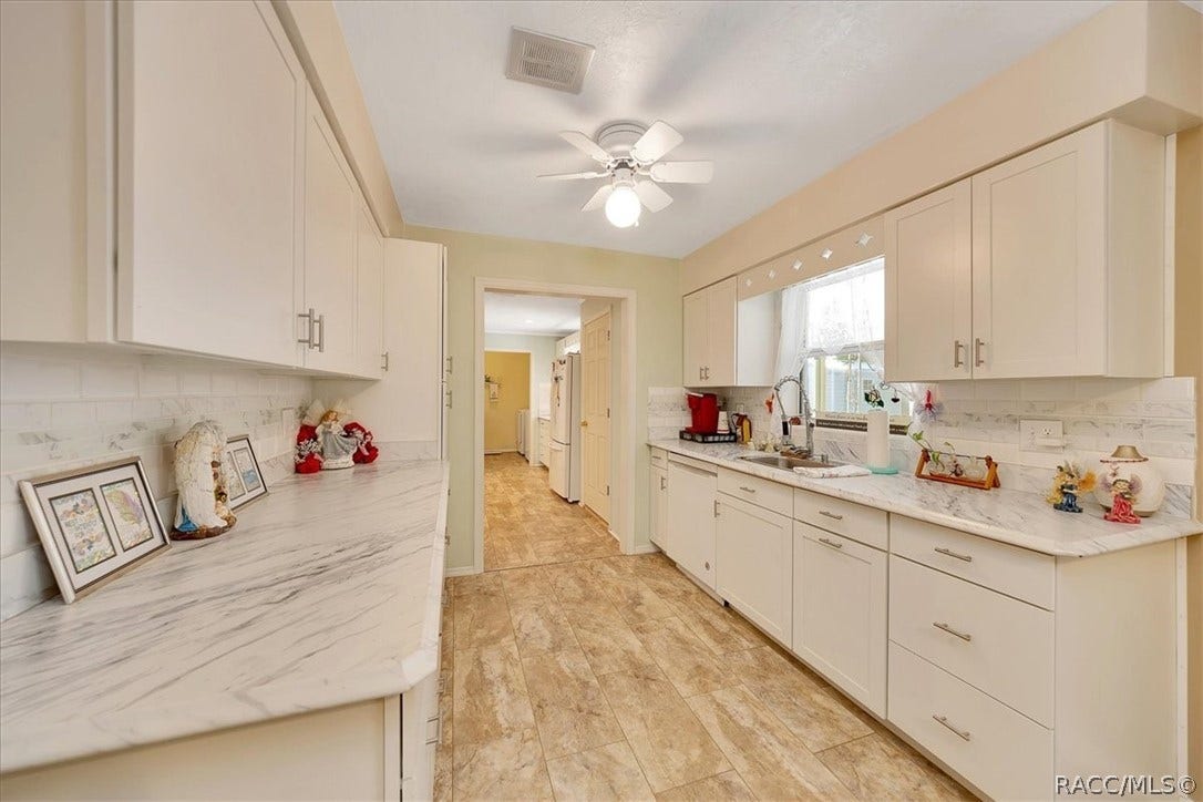 66 S Desoto Street, Beverly Hills, FL 34465 66 S Desoto Street, Beverly Hills, FL 34465