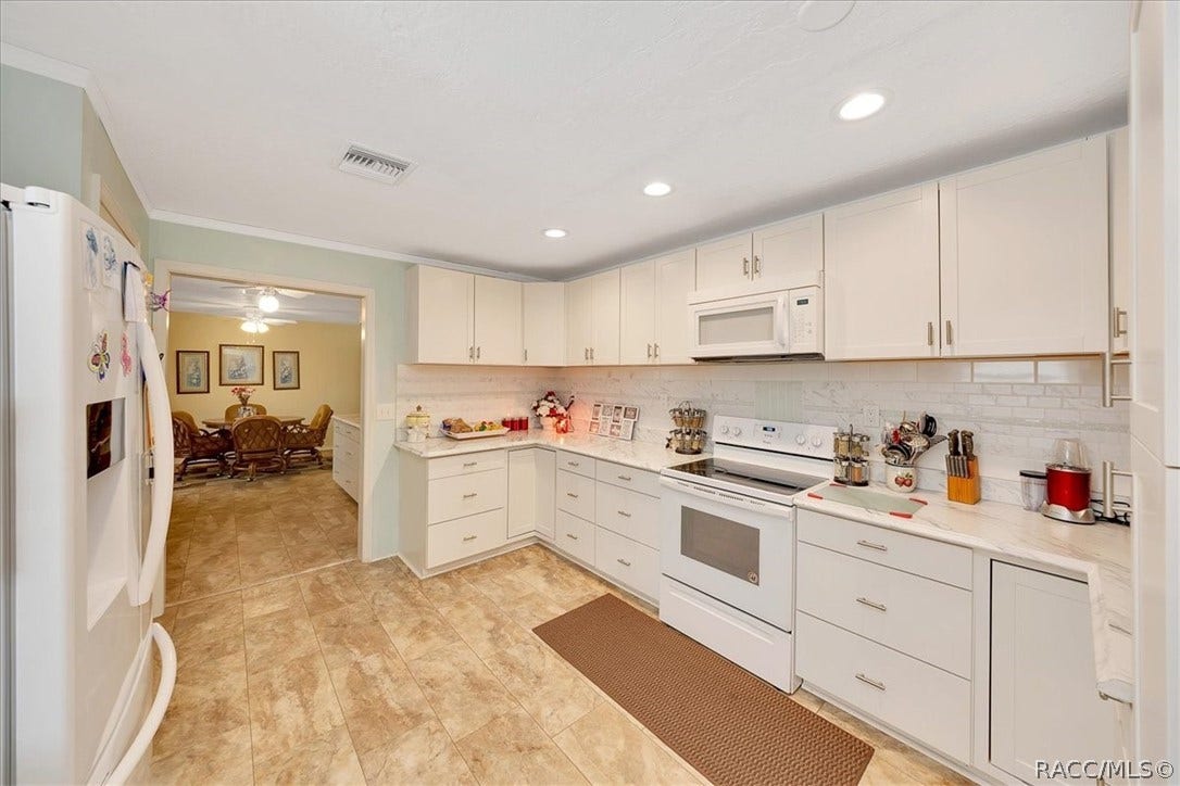 66 S Desoto Street, Beverly Hills, FL 34465 66 S Desoto Street, Beverly Hills, FL 34465
