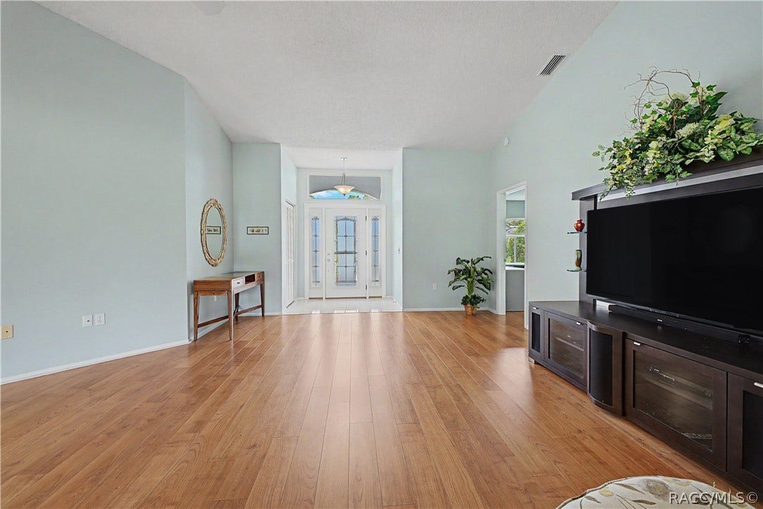 8018 Sugarbush Drive, Spring Hill, FL 34606