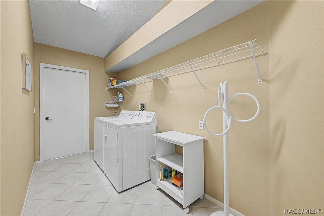 8018 Sugarbush Drive, Spring Hill, FL 34606