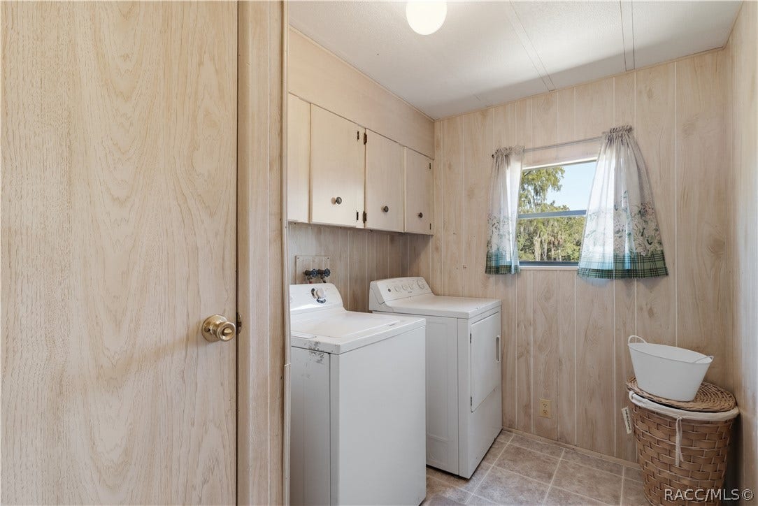 8449 W Dixie Court, Homosassa, FL 34448 8449 W Dixie Court, Homosassa, FL 34448
