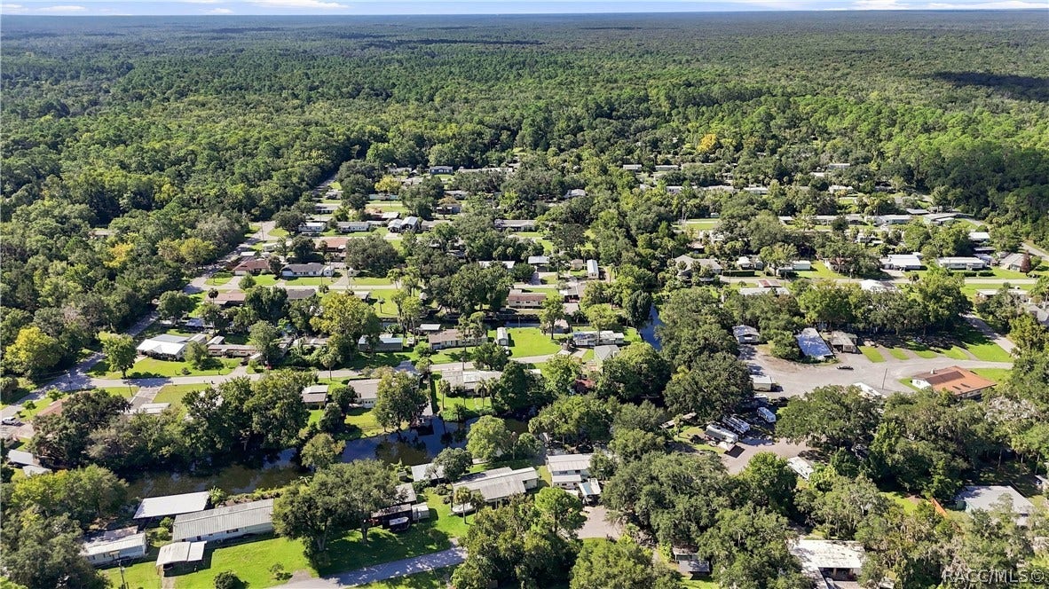 8449 W Dixie Court, Homosassa, FL 34448 8449 W Dixie Court, Homosassa, FL 34448