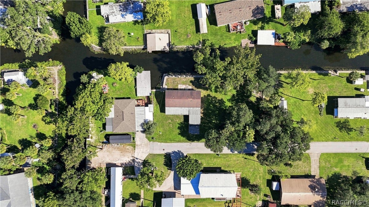 8449 W Dixie Court, Homosassa, FL 34448 8449 W Dixie Court, Homosassa, FL 34448