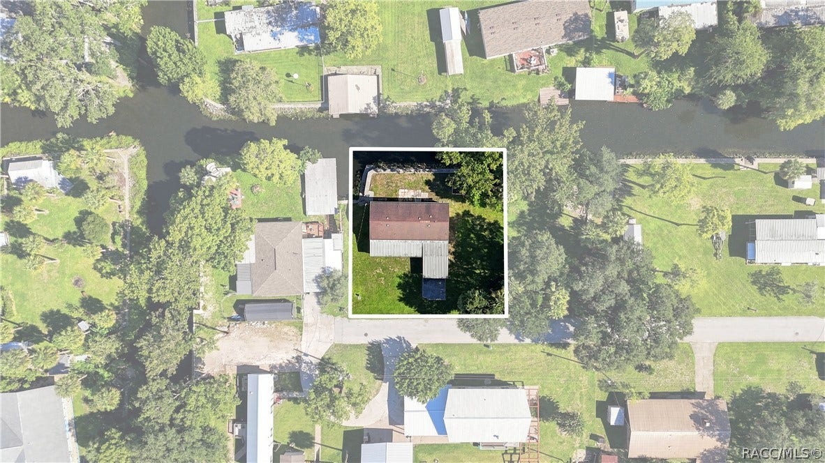 8449 W Dixie Court, Homosassa, FL 34448 8449 W Dixie Court, Homosassa, FL 34448