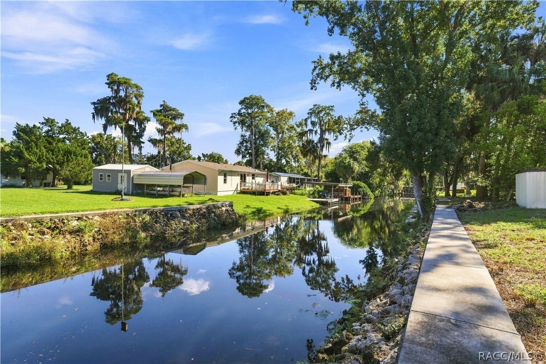 8449 W Dixie Court, Homosassa, FL 34448 8449 W Dixie Court, Homosassa, FL 34448