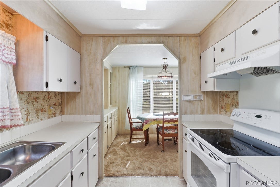 8449 W Dixie Court, Homosassa, FL 34448 8449 W Dixie Court, Homosassa, FL 34448