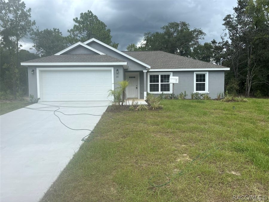 Property photo for 651 W Bancroft Drive, Dunnellon, FL