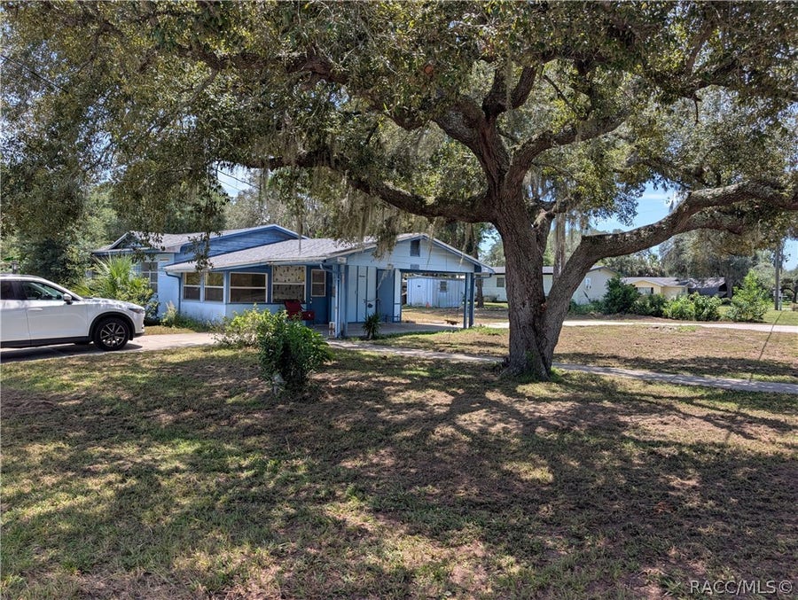 Property photo for 716 S Eden Gardens Avenue, Inverness, FL