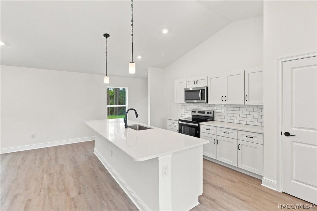 2975 W Linda Place, Dunnellon, FL 34433 2975 W Linda Place, Dunnellon, FL 34433