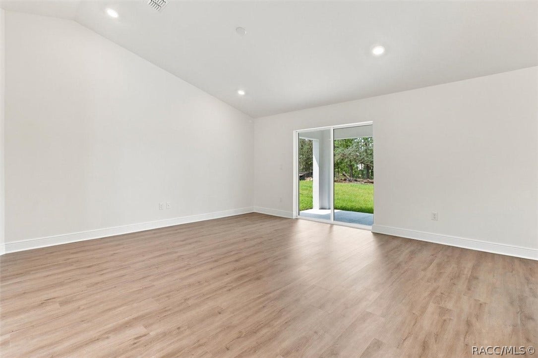 2975 W Linda Place, Dunnellon, FL 34433 2975 W Linda Place, Dunnellon, FL 34433
