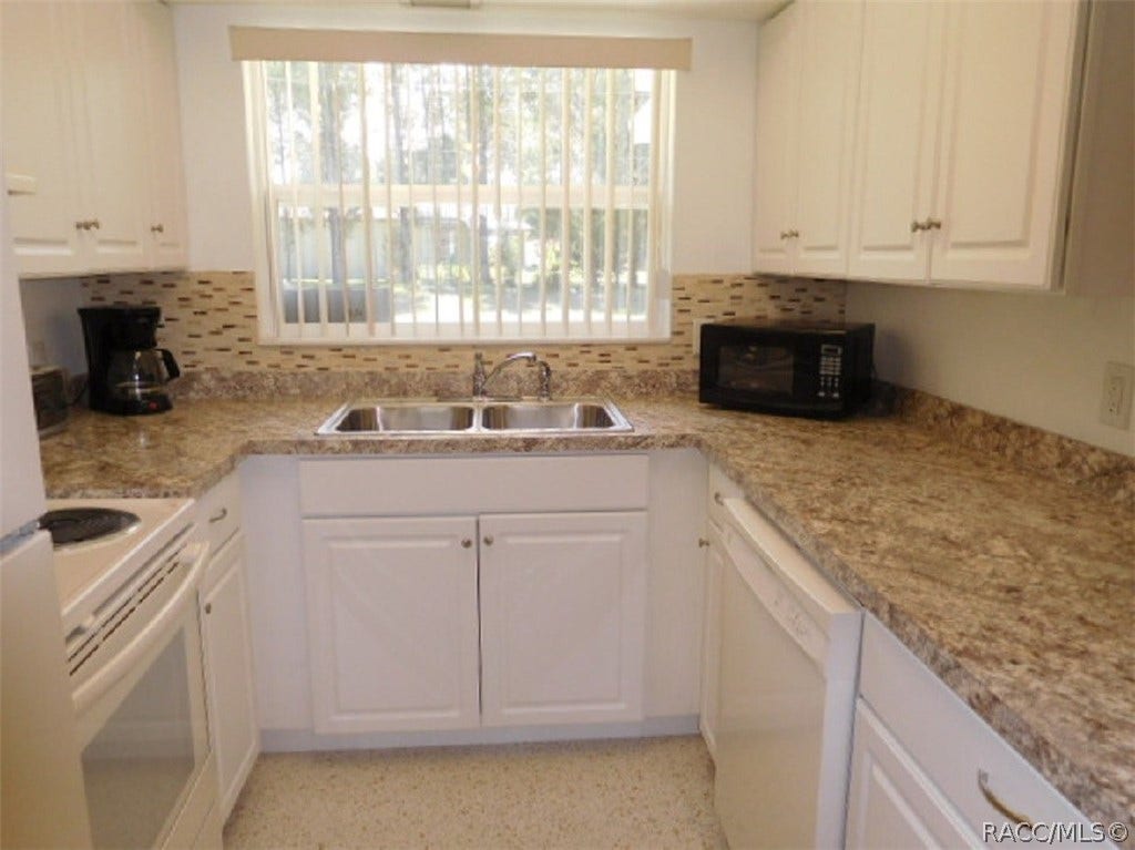3515 S Fitch Avenue, Inverness, FL 34452 3515 S Fitch Avenue, Inverness, FL 34452