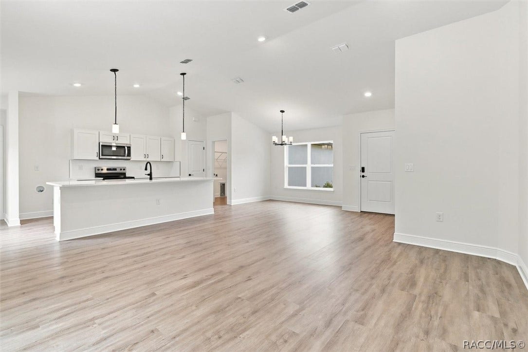 914 N Bennington Terrace, Inverness, FL 34453 914 N Bennington Terrace, Inverness, FL 34453