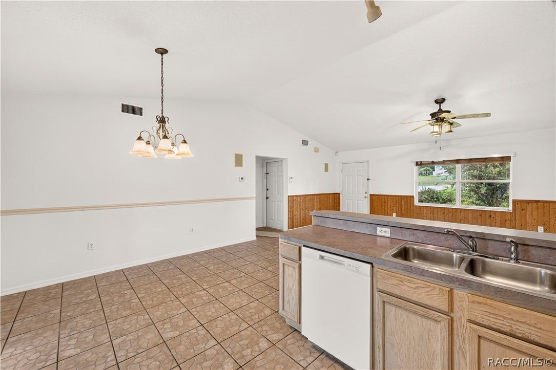 211 Edison Street, Inverness, FL 34452 211 Edison Street, Inverness, FL 34452
