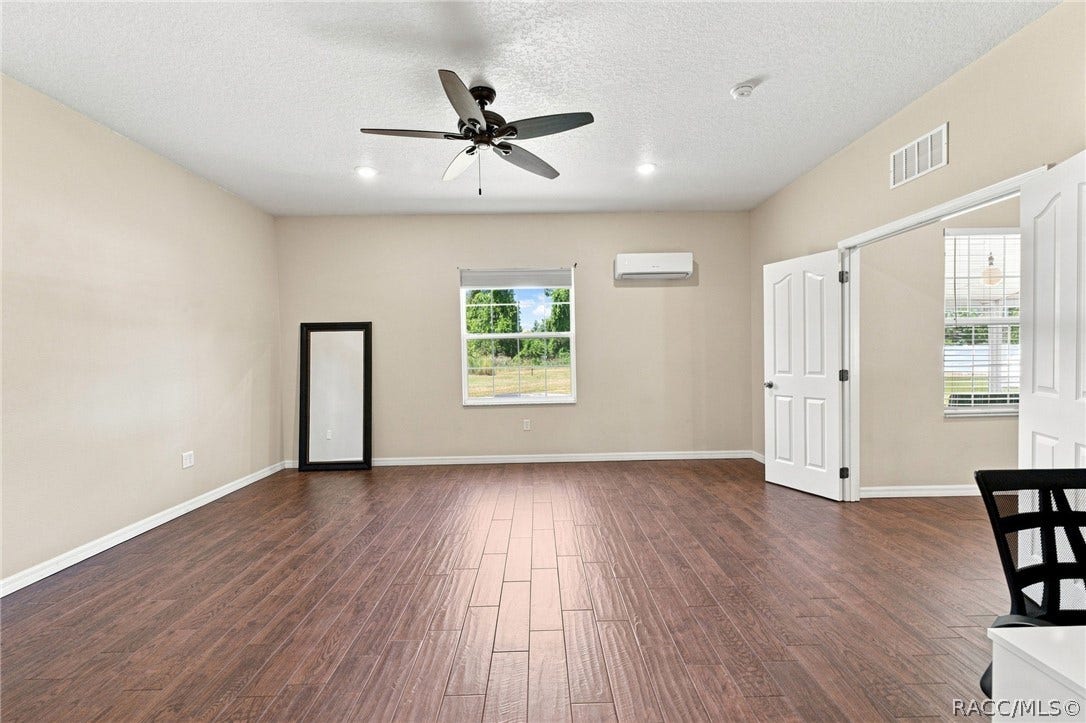 10574 N Sunflower Point, Crystal River, FL 34428 Master Bedroom