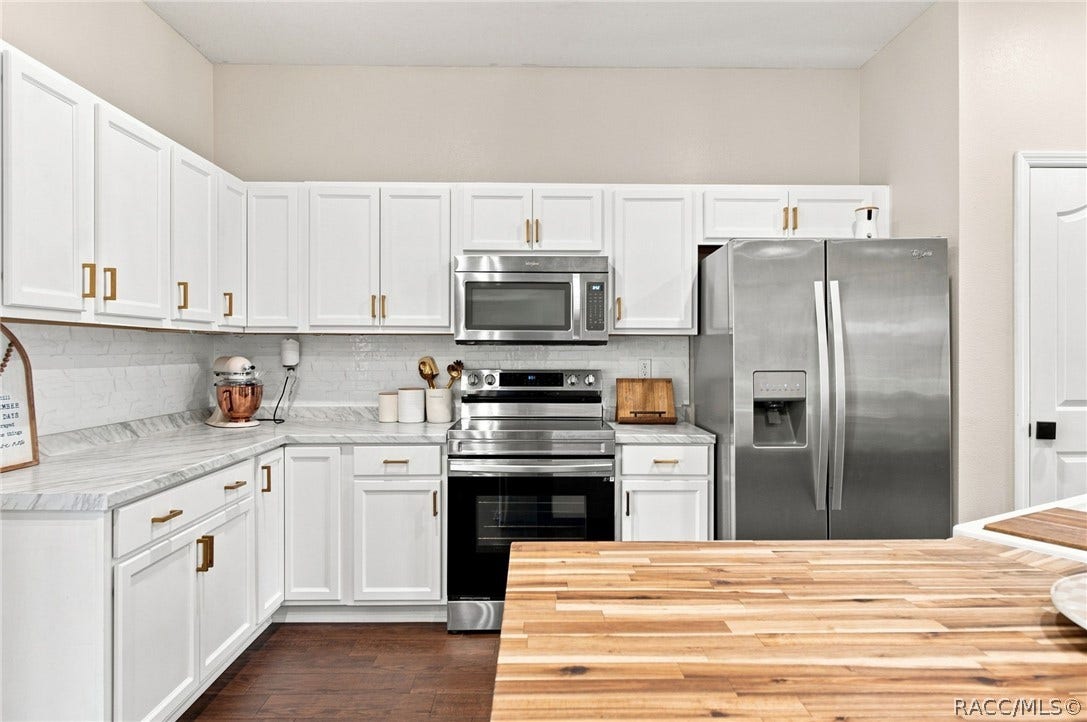 10574 N Sunflower Point, Crystal River, FL 34428 10574 N Sunflower Point, Crystal River, FL 34428
