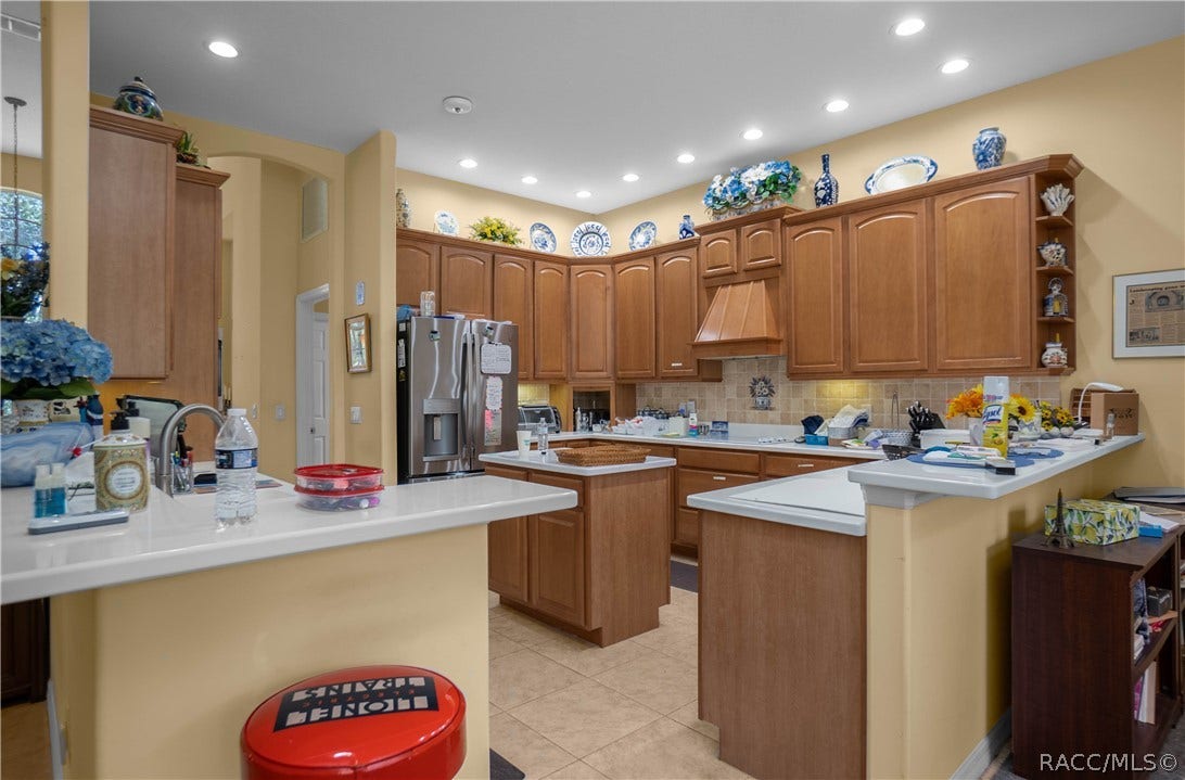 5945 N Oakmont Drive, Beverly Hills, FL 34465 5945 N Oakmont Drive, Beverly Hills, FL 34465