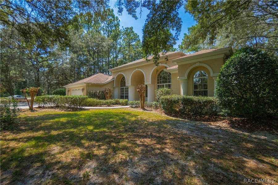 Property photo for 5945 N Oakmont Drive, Beverly Hills, FL