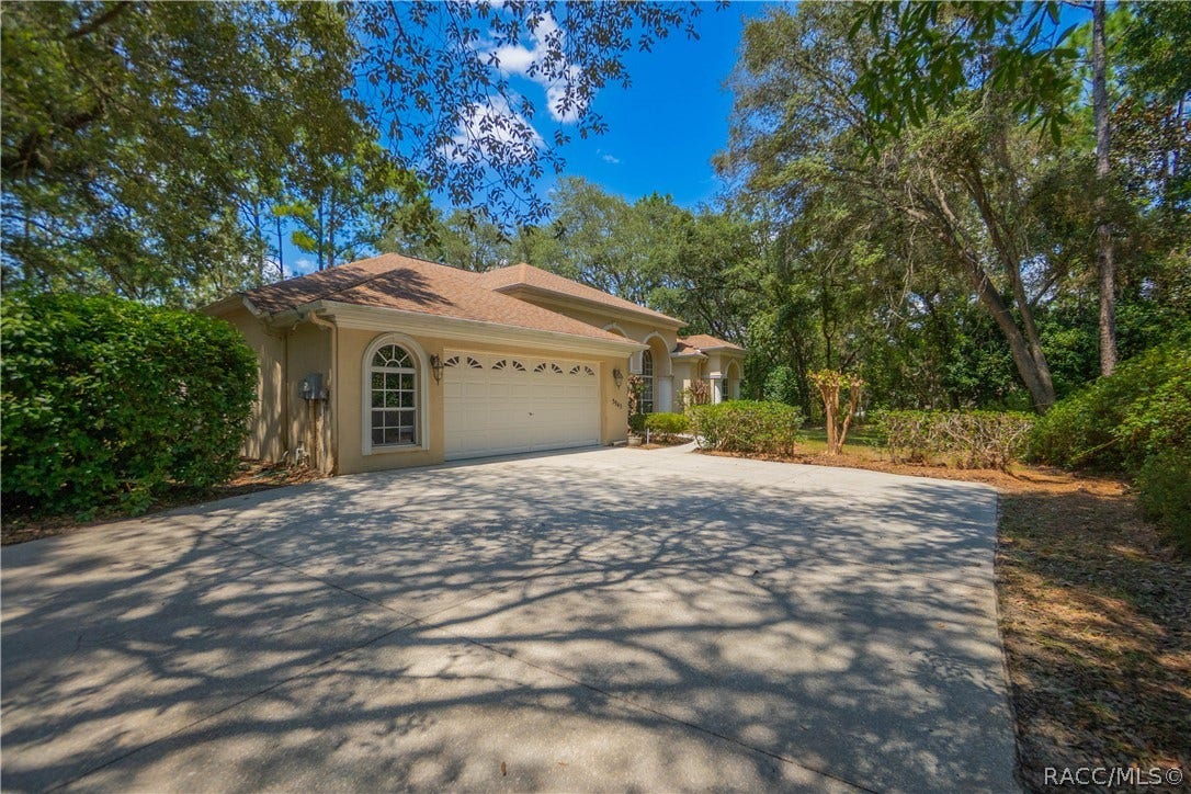 5945 N Oakmont Drive, Beverly Hills, FL 34465 5945 N Oakmont Drive, Beverly Hills, FL 34465