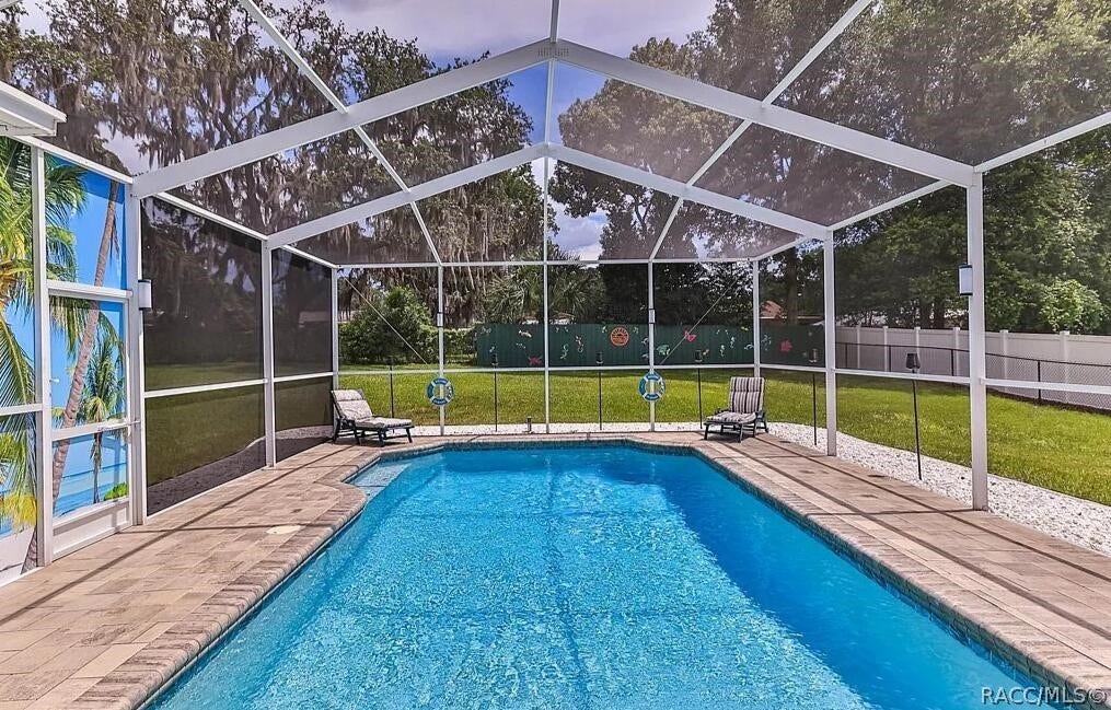 5904 W Meadowpark Lane, Crystal River, FL 34429 5904 W Meadowpark Lane, Crystal River, FL 34429