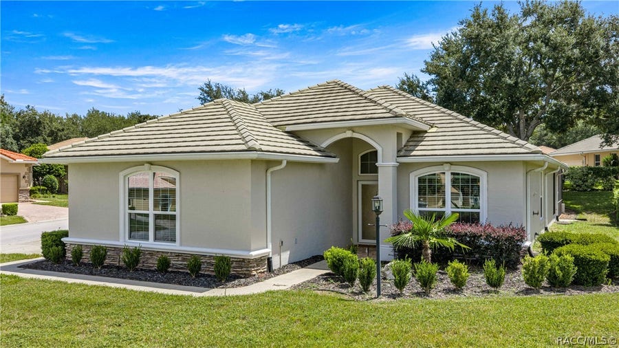 Property photo for 984 W Skyview Crossing Drive, Hernando, FL