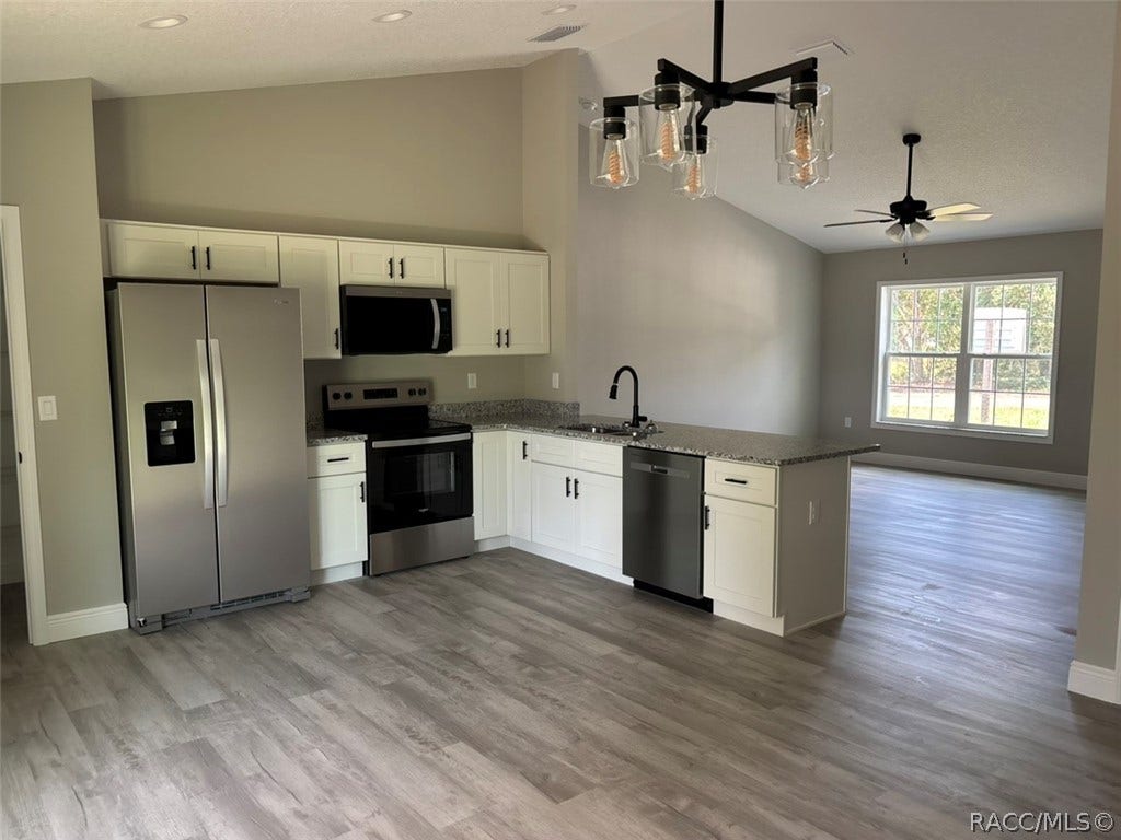 2957 W Striblin Drive, Dunnellon, FL 34433 2957 W Striblin Drive, Dunnellon, FL 34433