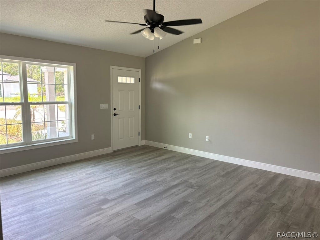 2957 W Striblin Drive, Dunnellon, FL 34433 2957 W Striblin Drive, Dunnellon, FL 34433