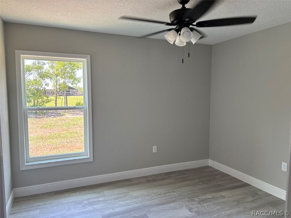 2957 W Striblin Drive, Dunnellon, FL 34433 2957 W Striblin Drive, Dunnellon, FL 34433
