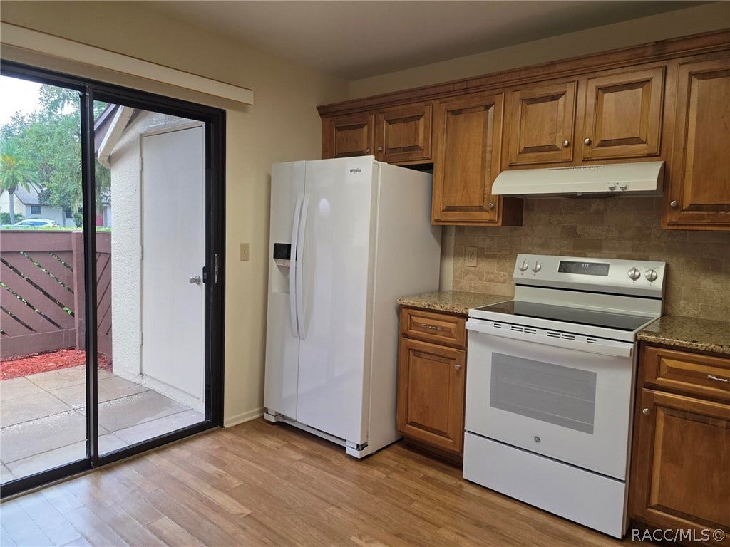 2923 Fig Court, Palm Harbor, FL 34684