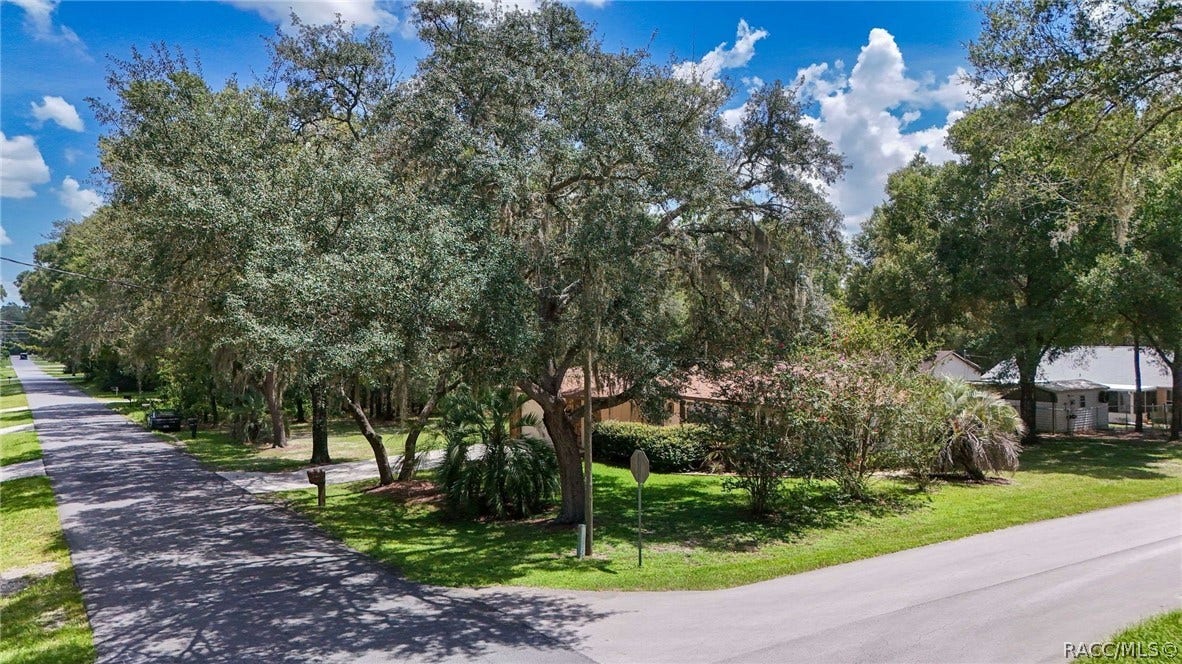 3080 E Bryant Street, Inverness, FL 34453 3080 E Bryant Street, Inverness, FL 34453