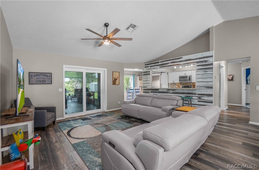 9570 E Tsala Apopka Drive, Floral City, FL 34436 9570 E Tsala Apopka Drive, Floral City, FL 34436