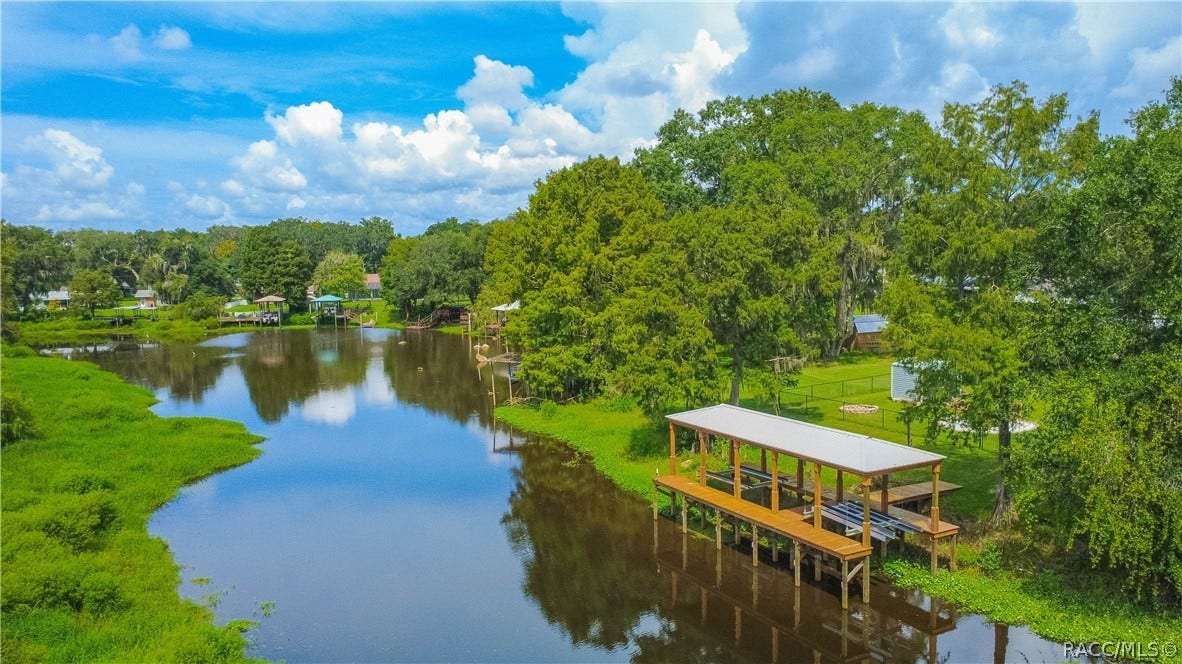 9570 E Tsala Apopka Drive, Floral City, FL 34436 9570 E Tsala Apopka Drive, Floral City, FL 34436