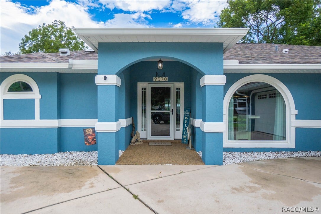 9570 E Tsala Apopka Drive, Floral City, FL 34436 9570 E Tsala Apopka Drive, Floral City, FL 34436
