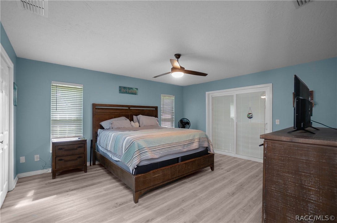 9570 E Tsala Apopka Drive, Floral City, FL 34436 9570 E Tsala Apopka Drive, Floral City, FL 34436