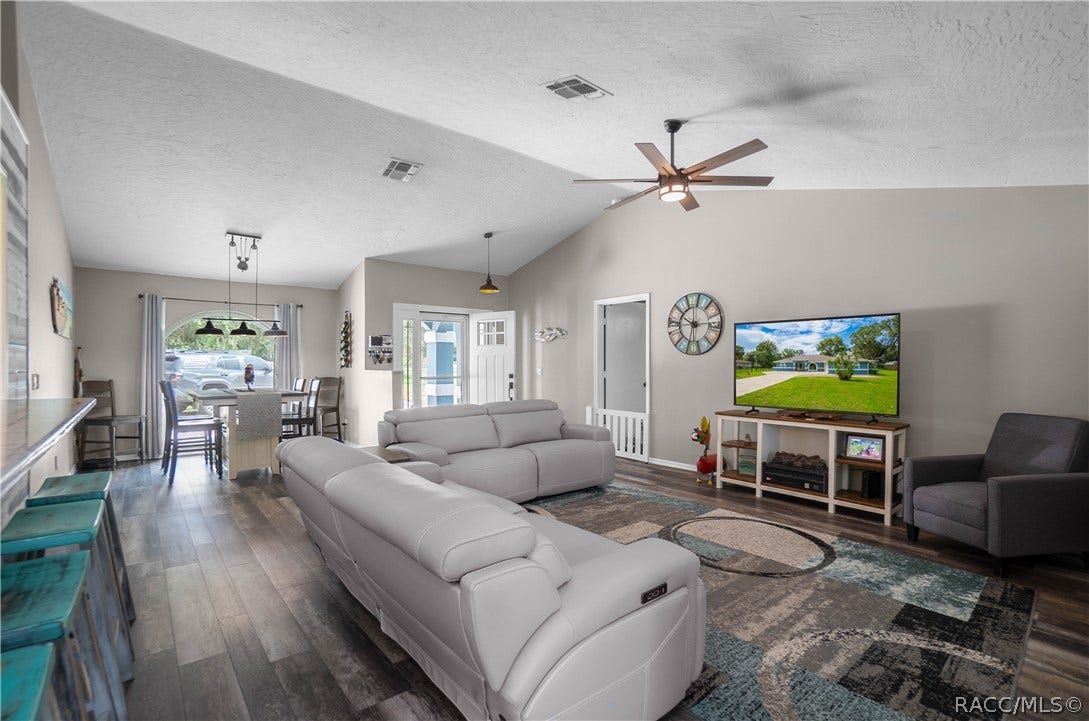 9570 E Tsala Apopka Drive, Floral City, FL 34436 9570 E Tsala Apopka Drive, Floral City, FL 34436