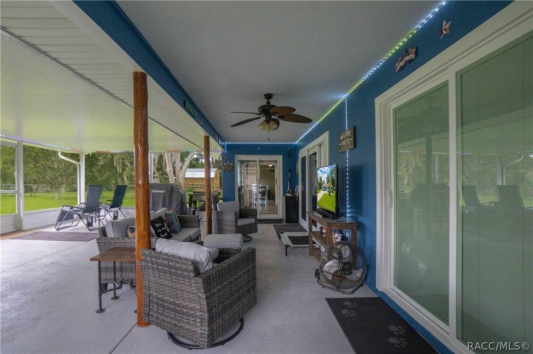 9570 E Tsala Apopka Drive, Floral City, FL 34436 9570 E Tsala Apopka Drive, Floral City, FL 34436