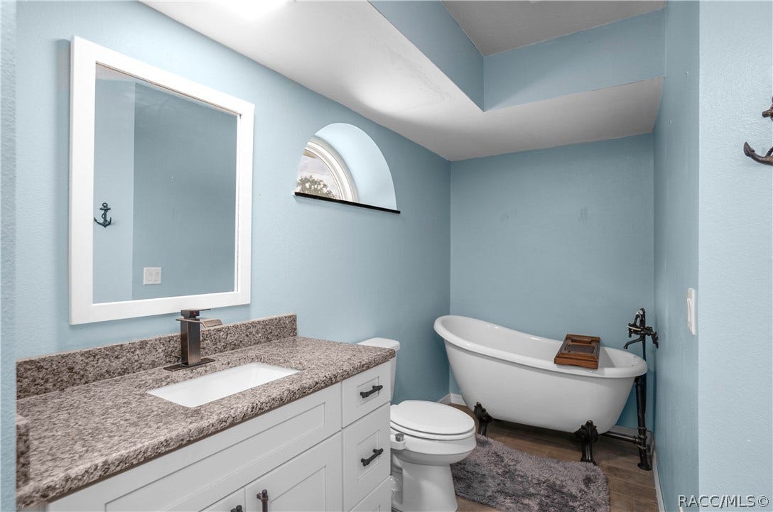 9570 E Tsala Apopka Drive, Floral City, FL 34436 9570 E Tsala Apopka Drive, Floral City, FL 34436