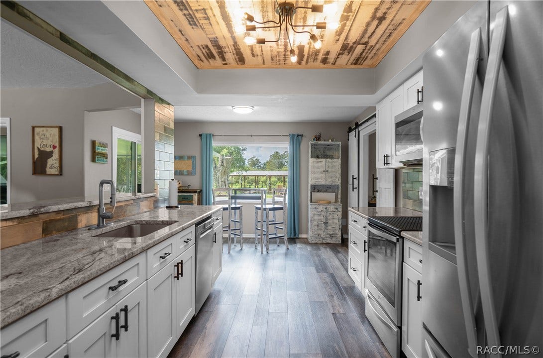9570 E Tsala Apopka Drive, Floral City, FL 34436 9570 E Tsala Apopka Drive, Floral City, FL 34436