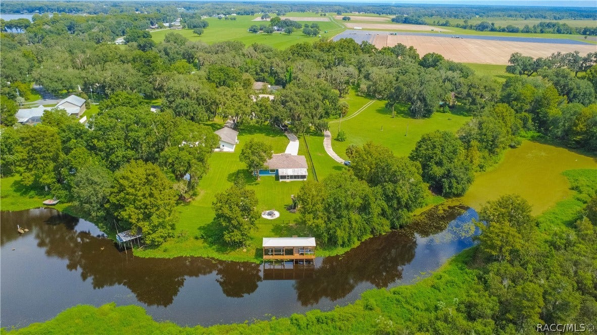 9570 E Tsala Apopka Drive, Floral City, FL 34436 9570 E Tsala Apopka Drive, Floral City, FL 34436
