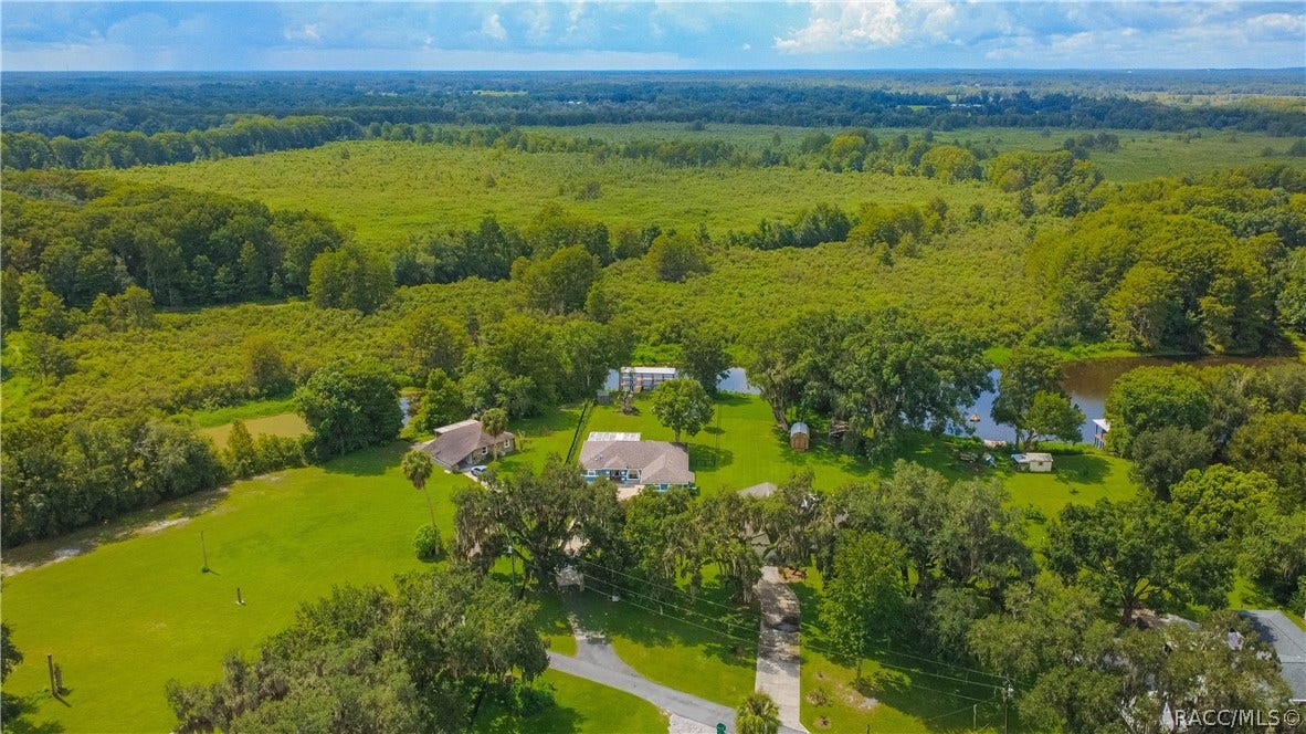 9570 E Tsala Apopka Drive, Floral City, FL 34436 9570 E Tsala Apopka Drive, Floral City, FL 34436